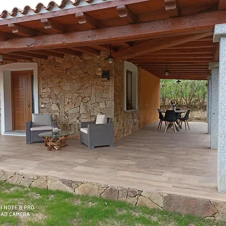 Holiday-house-smeralda * La Caletta